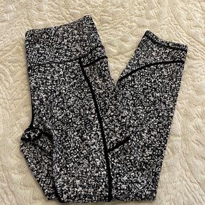 Zyia soft n snug leggings. Size 6-8. Like new condition